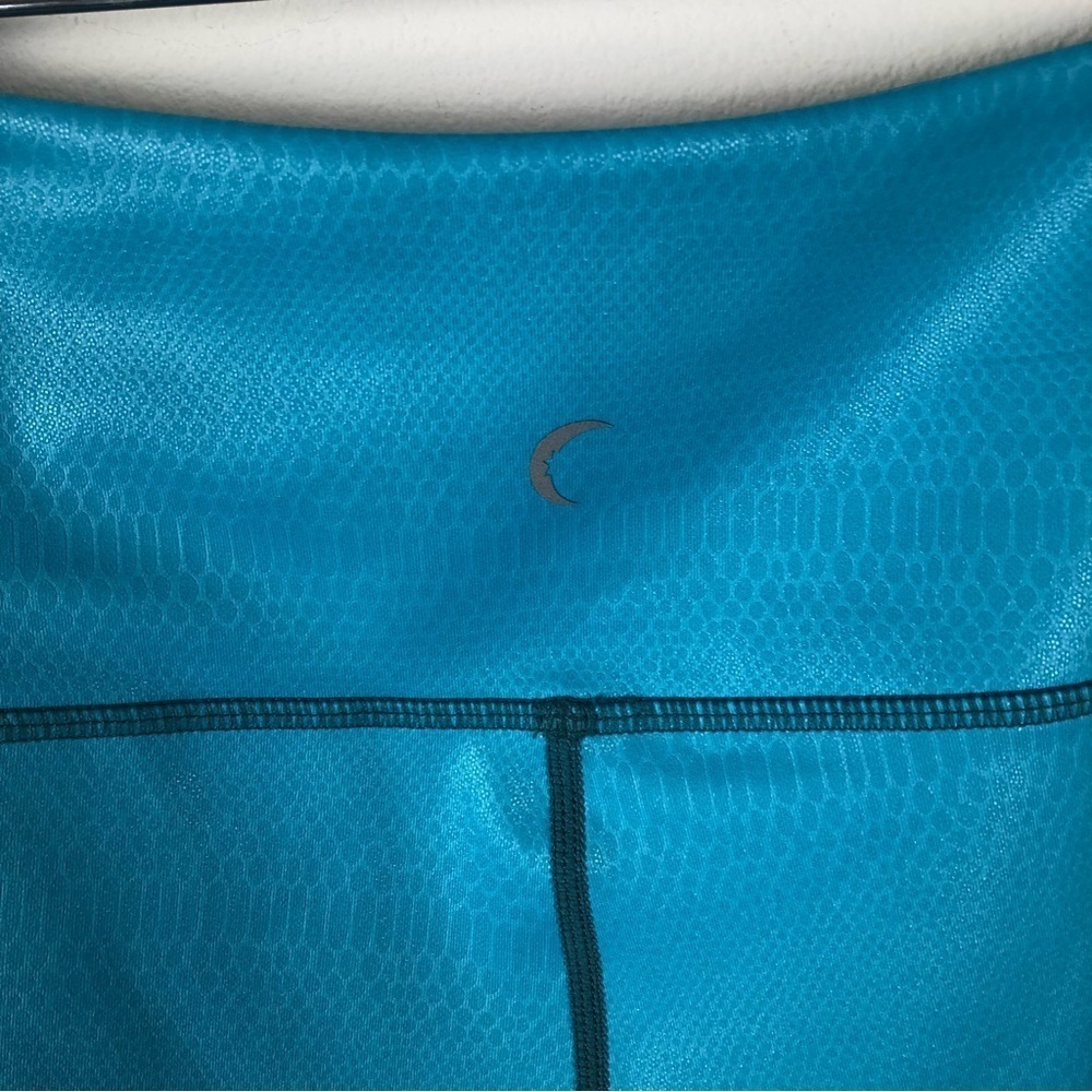 Zyia Active - Teal Venom Metallic Ombre light and tight high-rise 7/8 leggings - Picture 10 of 13